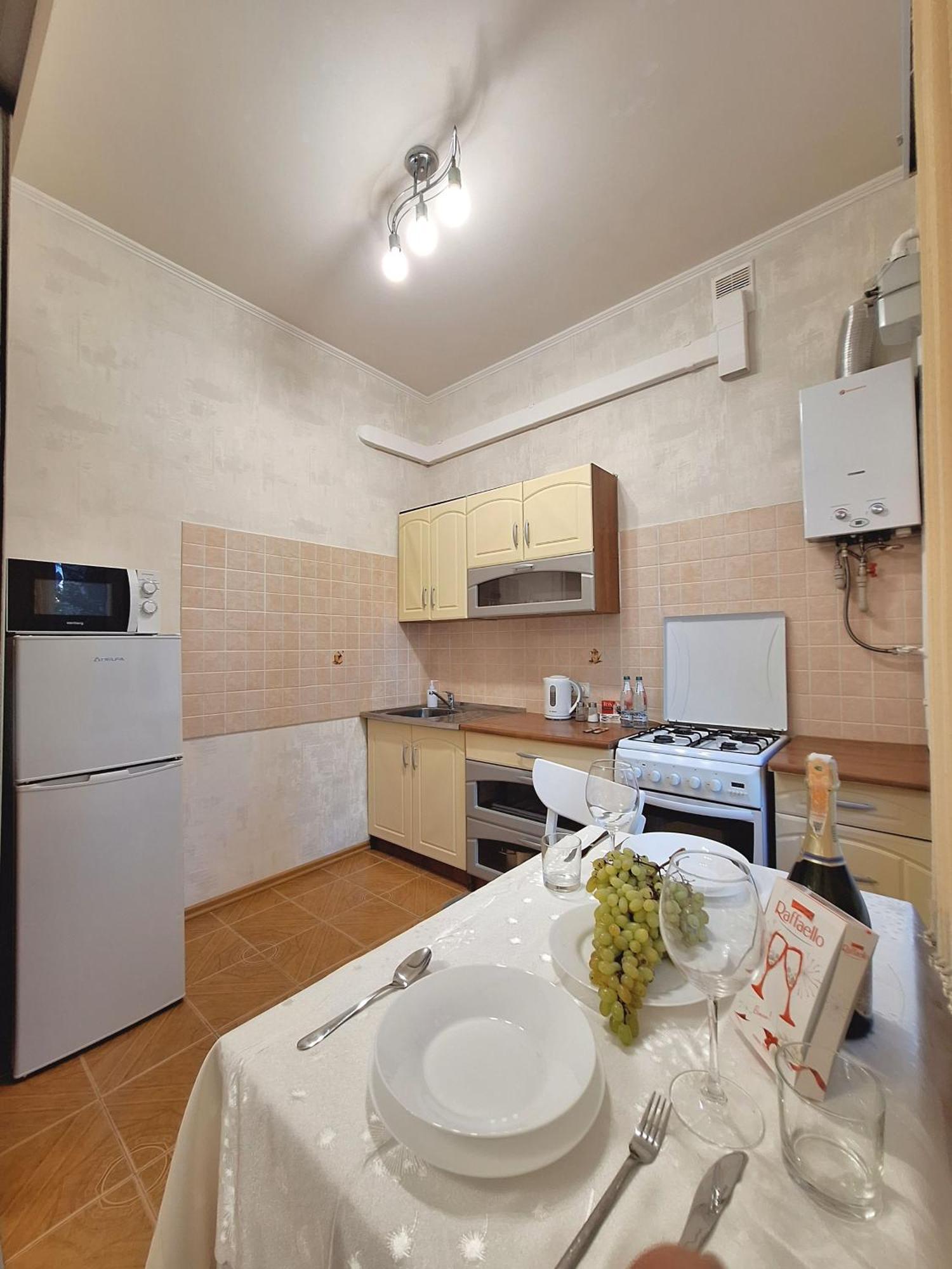 Однокімна Квартира Біля Каштанової Алеї У Центрі Полтави Мережа Alexapartments Документи Для Відряджень Безконтатне Заселення 24-7 Poltawa Exterior foto